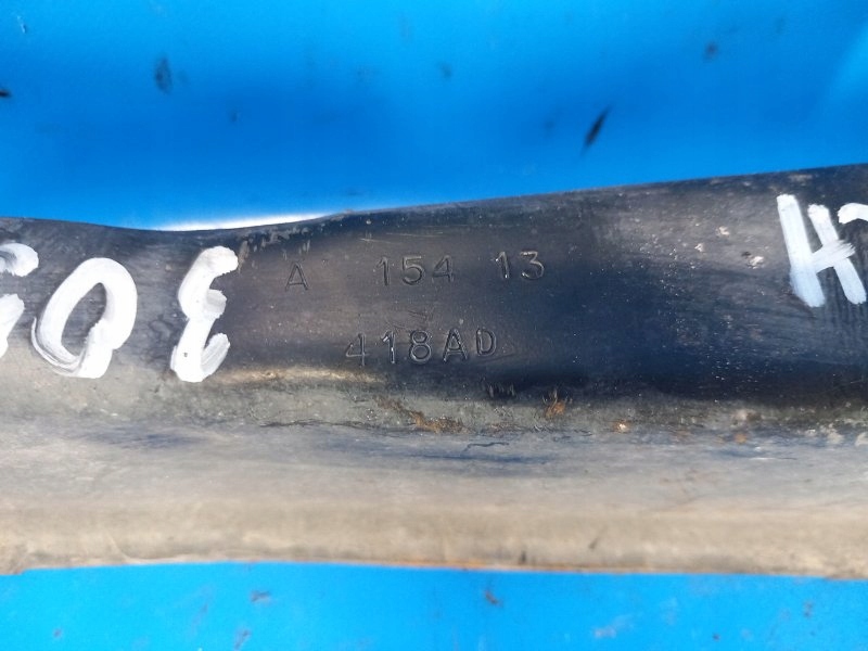 фото №4, Поперечный рычаг заднего подвеска правый. chrysler 200 10-14 5085418ad