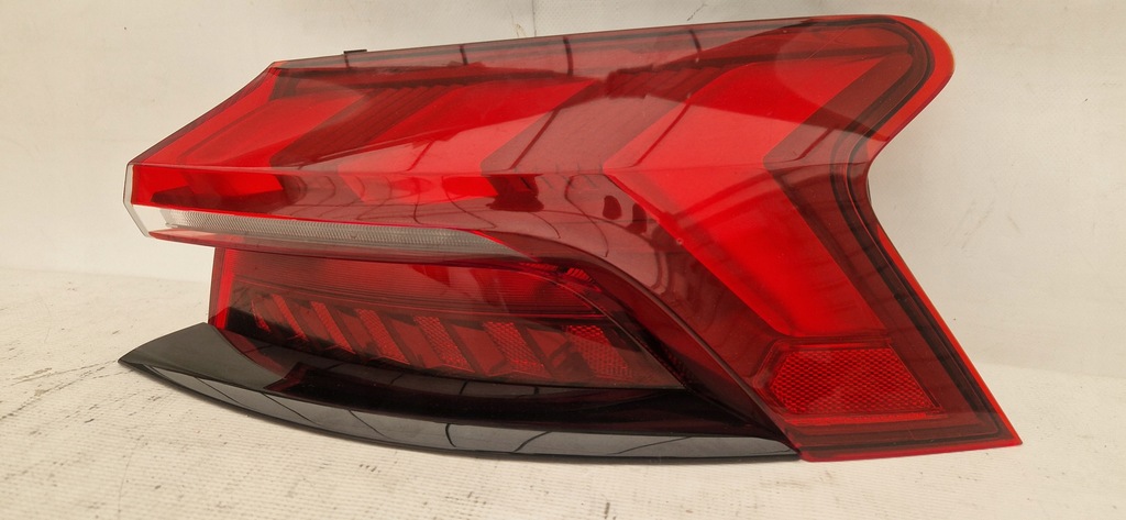 фото №1, Audi e-tron gt лампа задняя правая