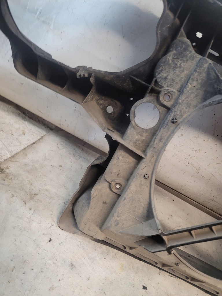 фото №13, Pas передній корпус радіатора оригінальний номер 1h0805594c volkswagen vento 93r.