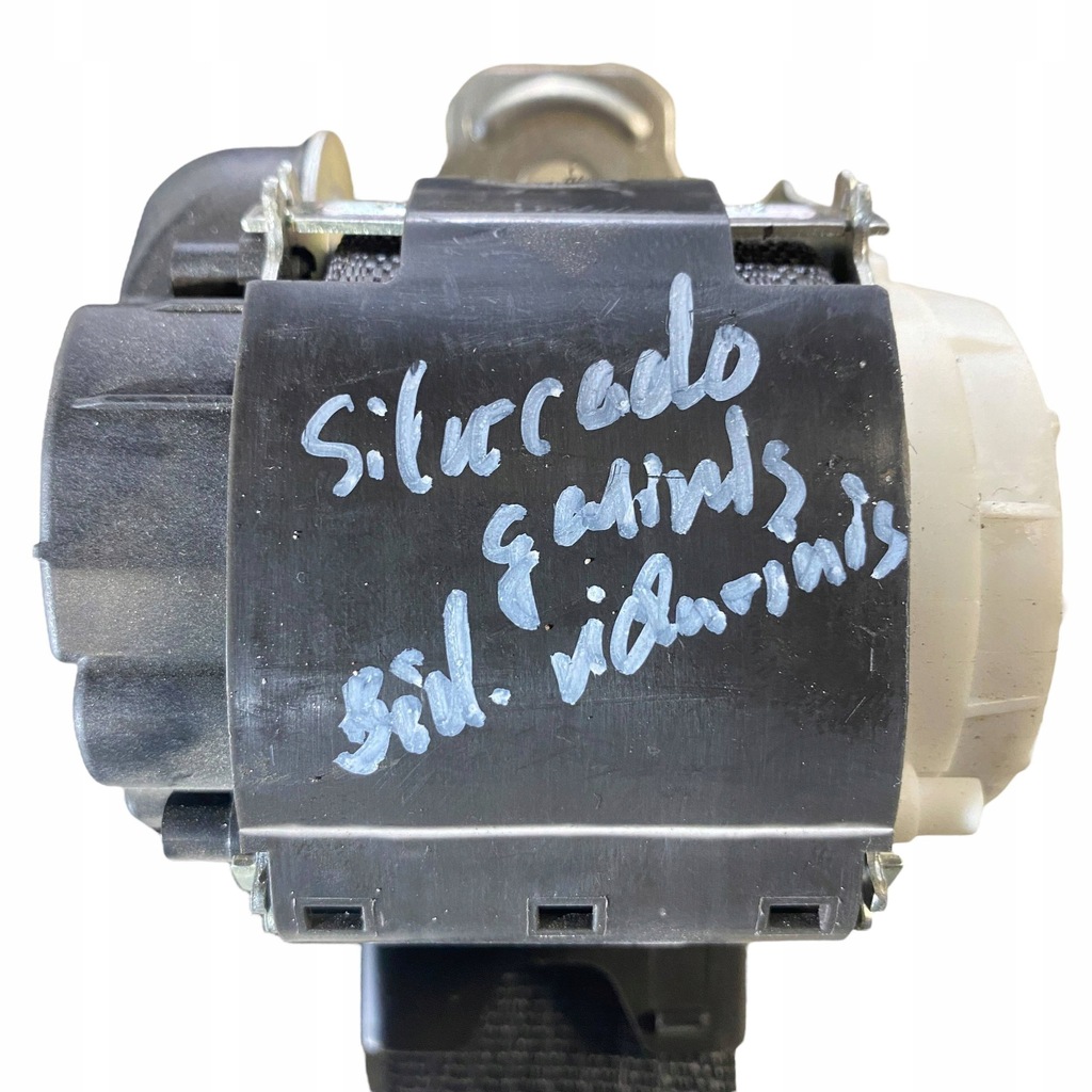 фото №6, Chevrolet silverado 2021 середина ремни безопасности