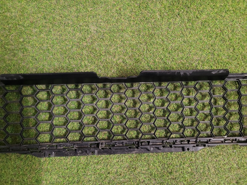 Bmw x5m f95 решётка средняя бампера заглушка с Разборки