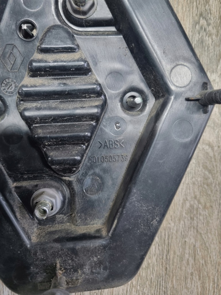 Емблема капот значок logo renault premium dxi Доставка