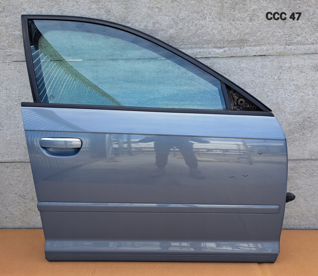 фото №1, Двері правий перед audi a3 8p lx5x