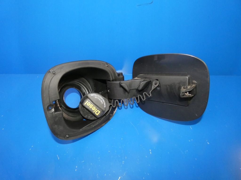 фото №2, Volvo v60 s60 ii крышка заливной топлива петля крышка