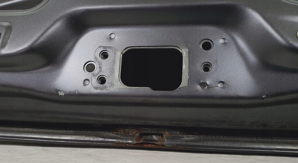 фото №9, Крышка багажника багажника 347 volvo v40 i