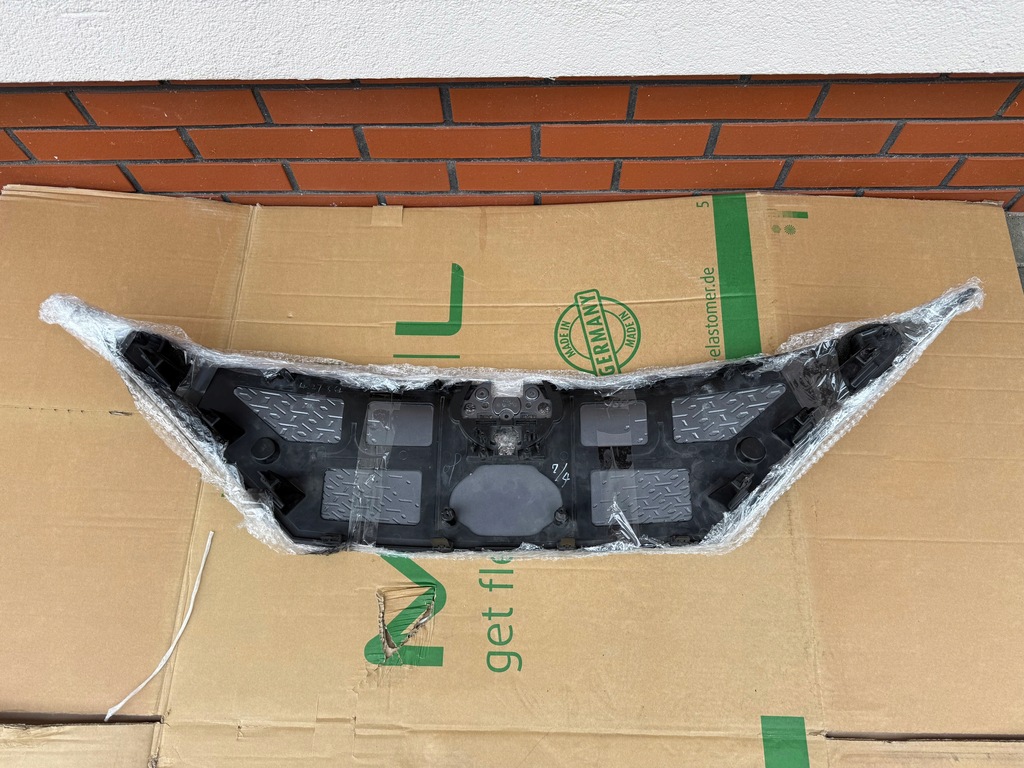 фото №9, Nissan ariya 2022- решётка радиатора решётка радиатора хороший оригинал 62310 5mp0a