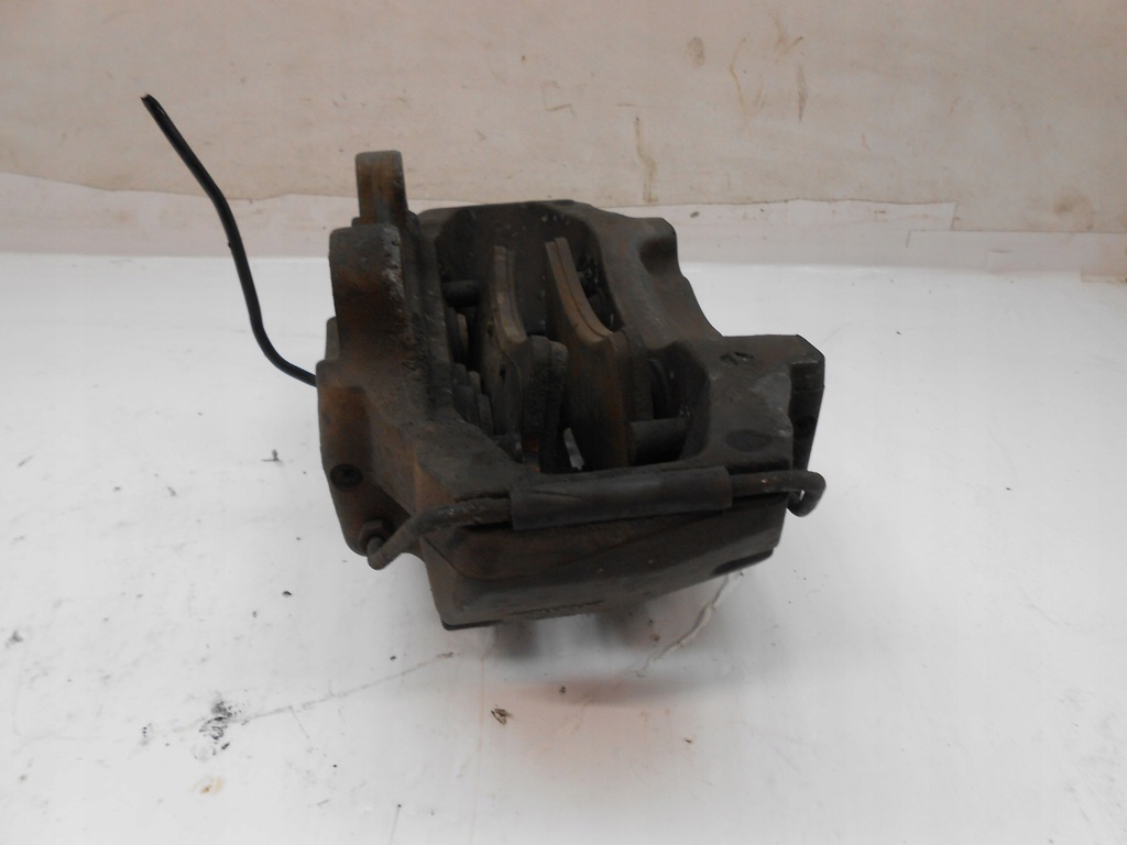 фото №7, Bmw x4 супорт гальмівний правий перед brembo 18zr