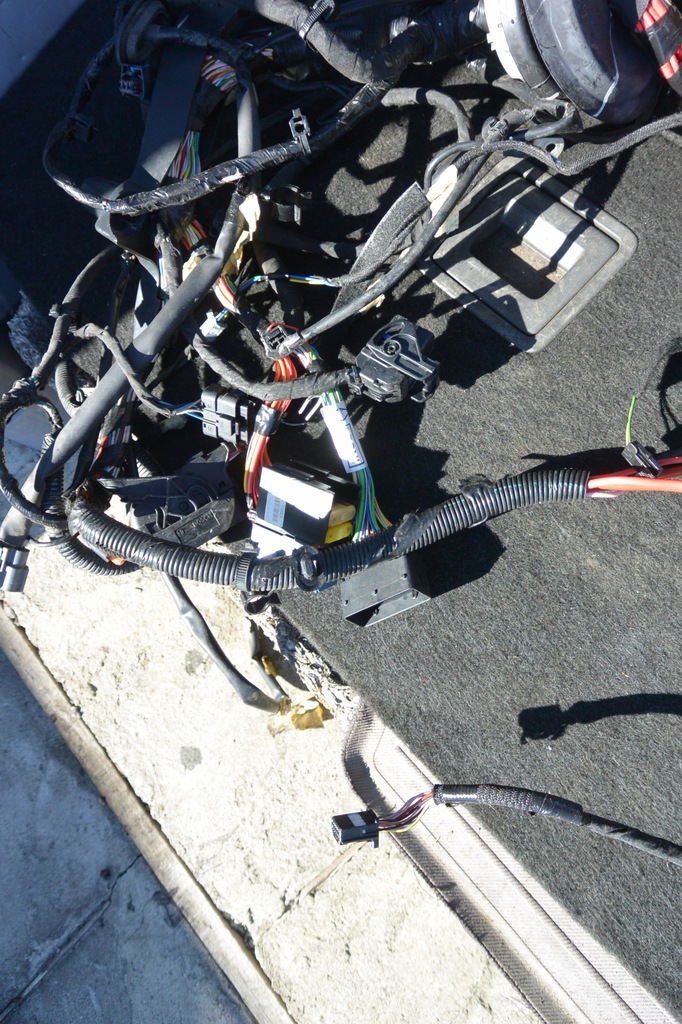 фото №10, Dacia duster ii 17- электропроводка жгут электрическая комплект 1.6 механическая коробка передач