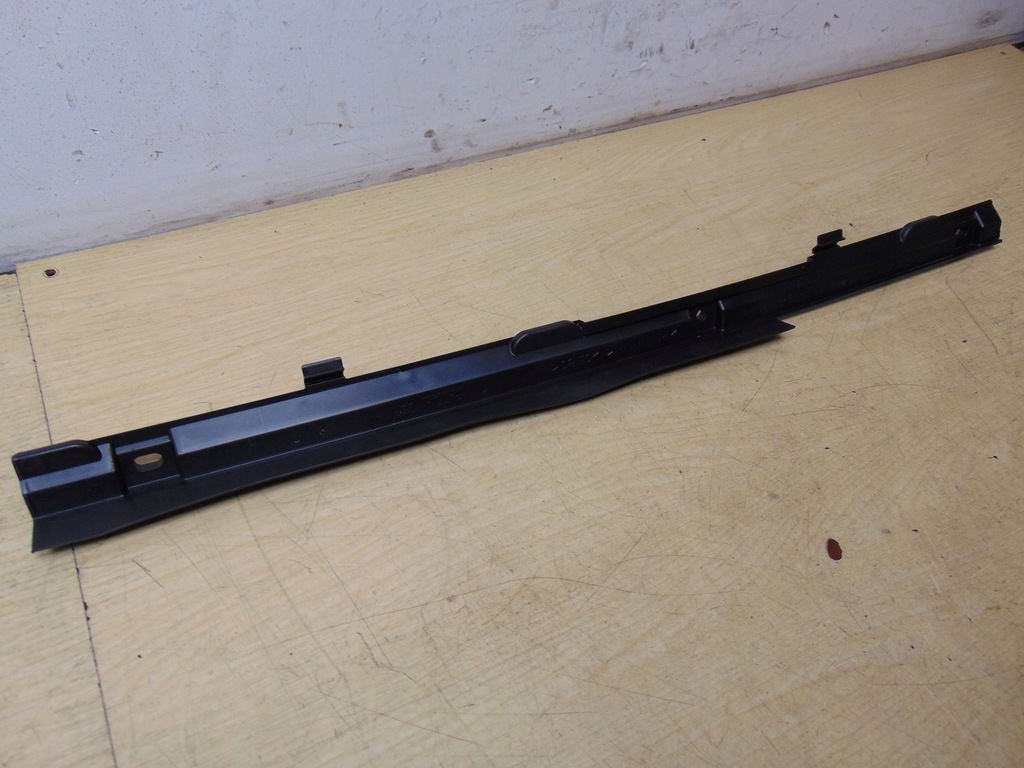 фото №12, Молдинг защита бампера перед ford c-max focus 1688730 _ am51-r001a06-ab