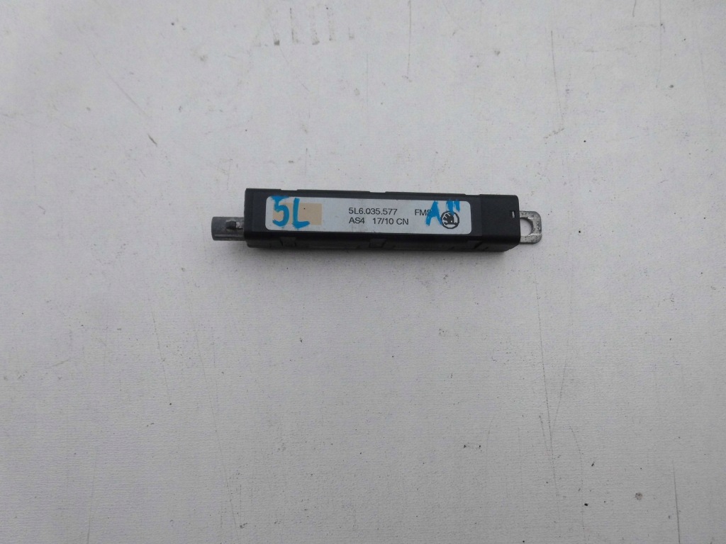 фото №1, Підсилювач антенний 5l6035577 octavia ii yeti 5l