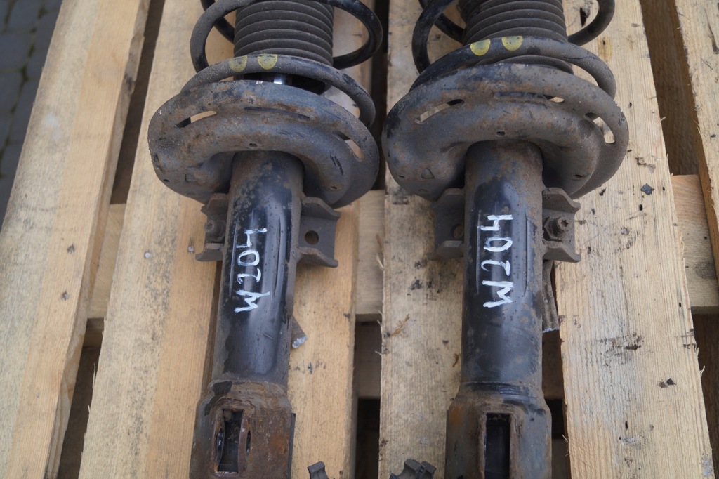 фото №7, Амортизатор перед mercedes w204 a2043200413