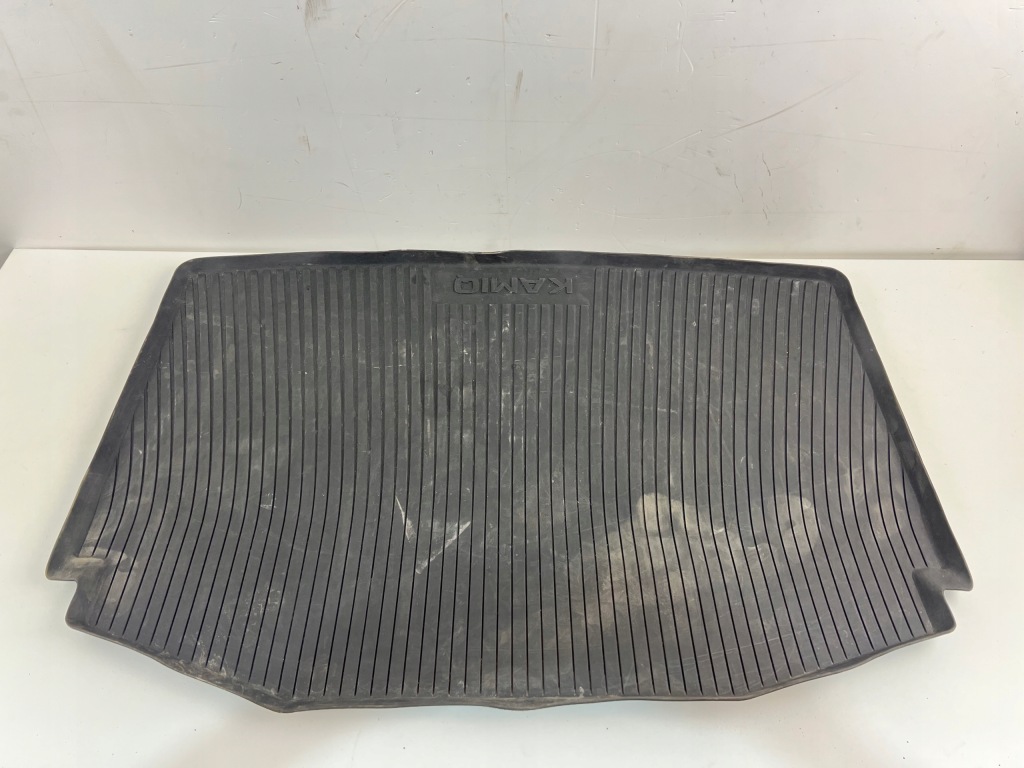 Купить Мат обшивка пол багажника skoda kamiq 658 658061160
