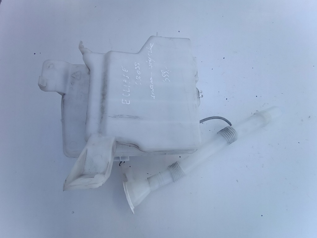 фото №2, Бак омывателя eclipse cross