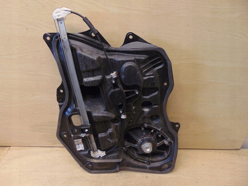 фото №5, Механізм скло ele. правий задня mazda 3 bl europa