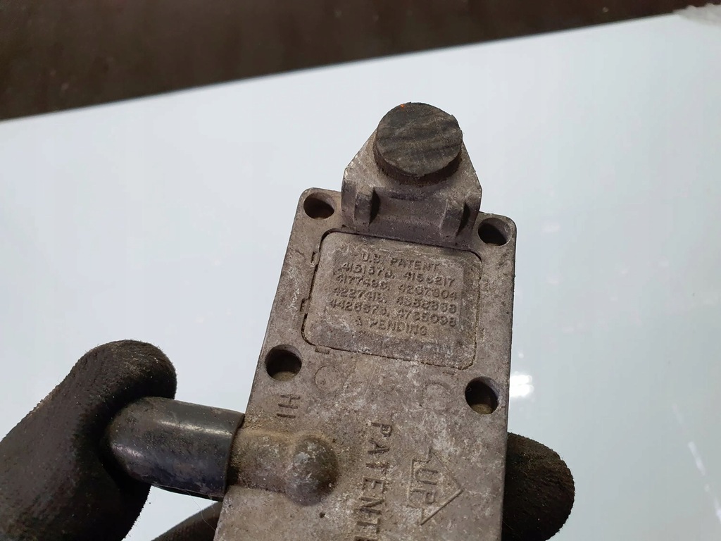 фото №7, Ford galaxy 1998 датчик тиску повітря