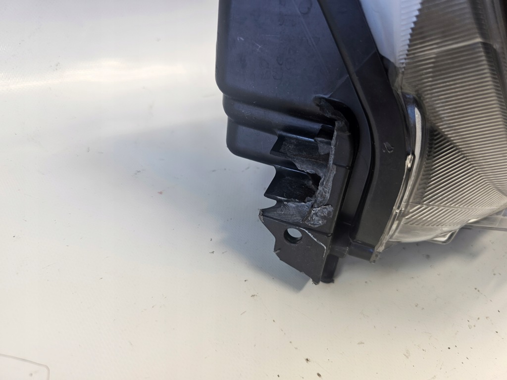 Фара ford ranger vi 6 2021 - raptor wiltrak правый перед правый  оригинал в Украине