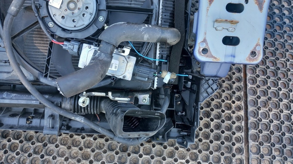 фото №8, Mazda 5 ii 2012r 1.6d pas передній комплект