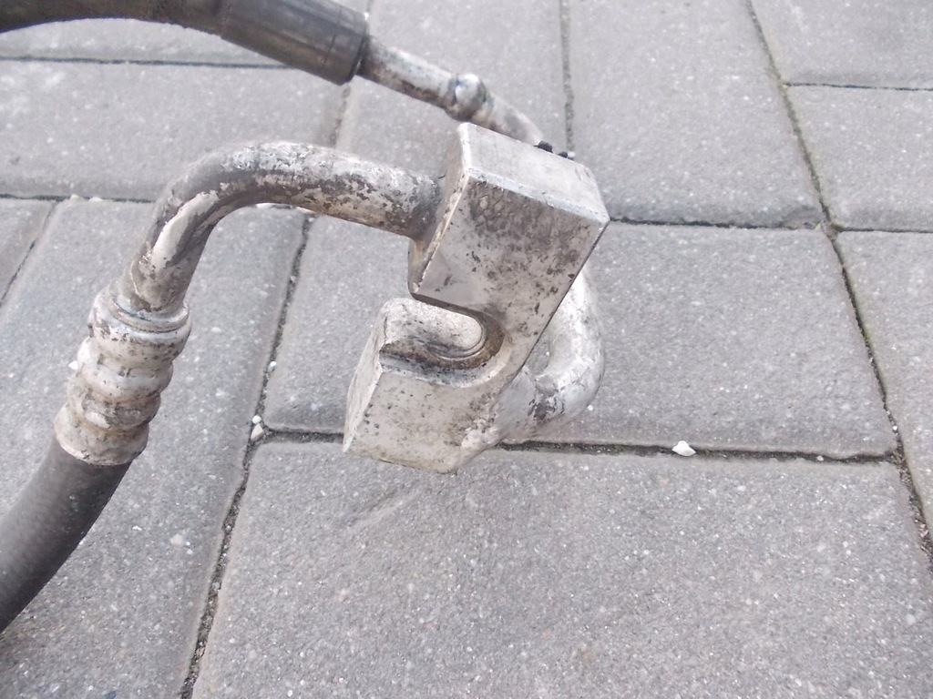 фото №9, Шланг кондиционера mondeo mk3 2,0 tddi