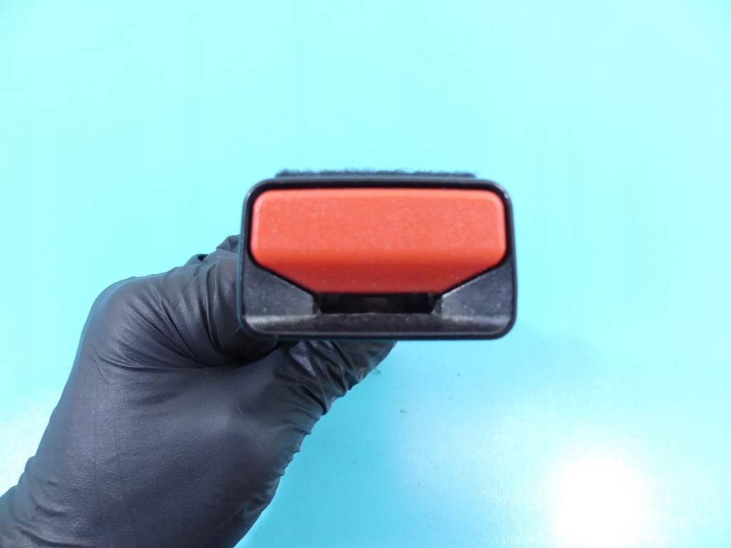 фото №3, Замок клипса поперечина правый перед peugeot 301 eu