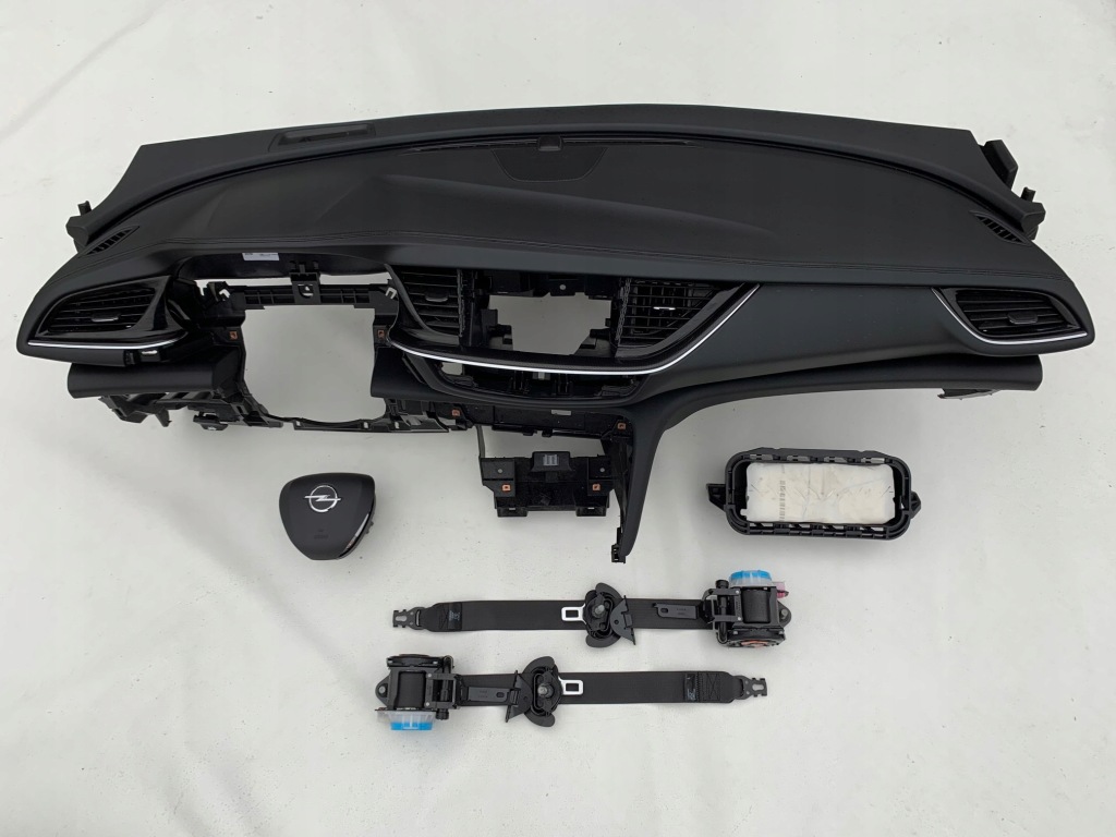 фото №1, Opel insignia b приборная панель приборная панель консоль подушки безопасности ремни