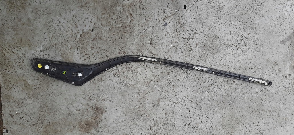 фото №7, Молдинг крыла правый задняя 208 i gti 9675024180