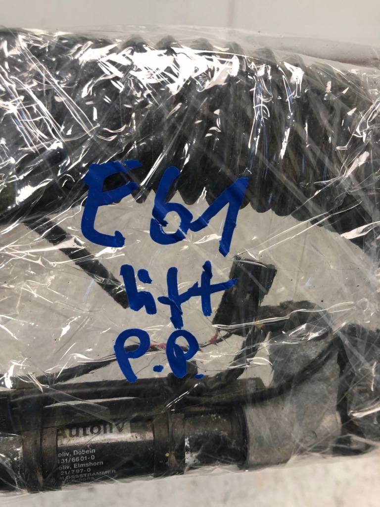 фото №8, Натягувач поперечина правий перед bmw e61 lift 9117240