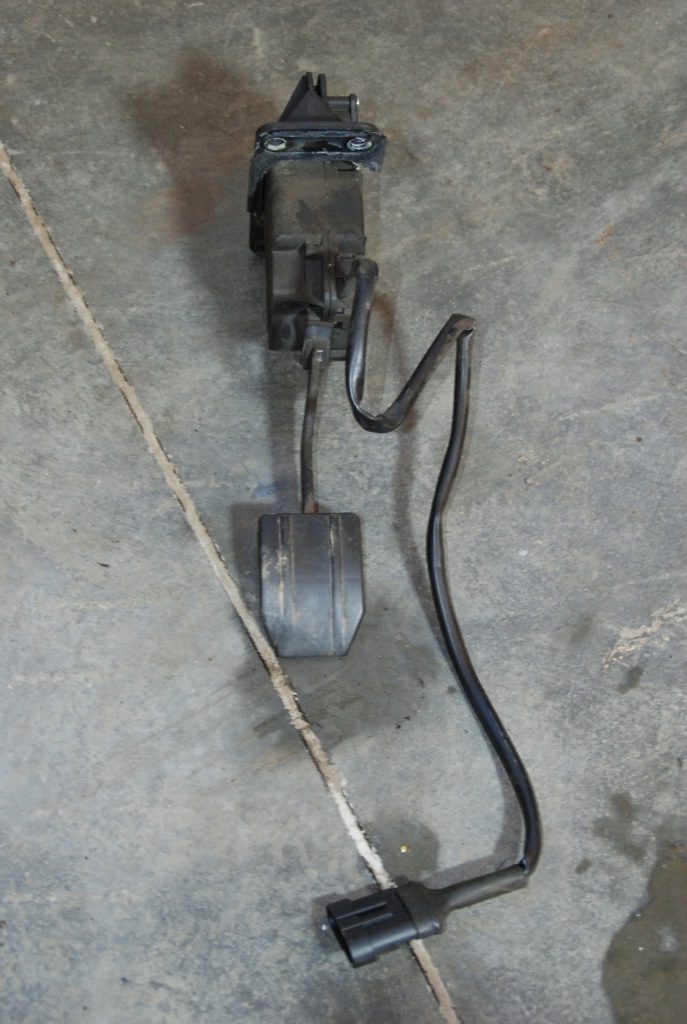 фото №1, Iveco eurocargo 08-15 потенциометр газа педаль