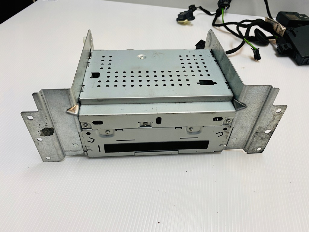 фото №1, Jaguar xf 08-12 радио cd навигация 7g9n-18c815-nb