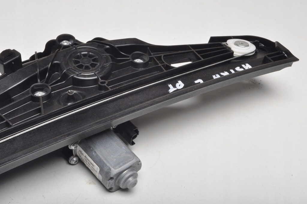 фото №6, Opel astra l подъемник механизм стекло правый задняя задний 5d 9830816680