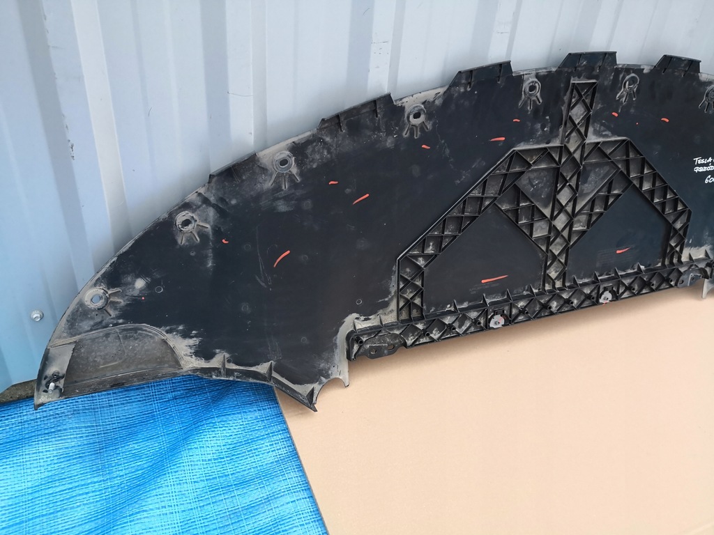 фото №8, Tesla 3 плита захист pod бампер перед 1084174-00d