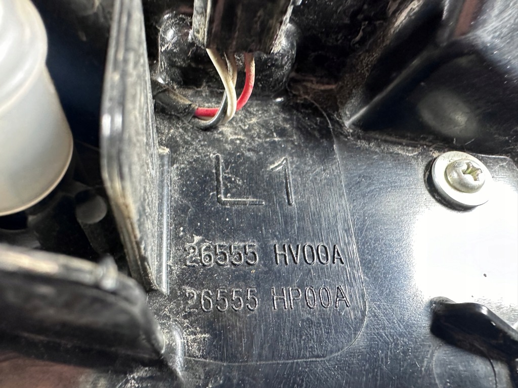 Qashqai j11 фара левая задняя задний led 26555-hv00a Недорого