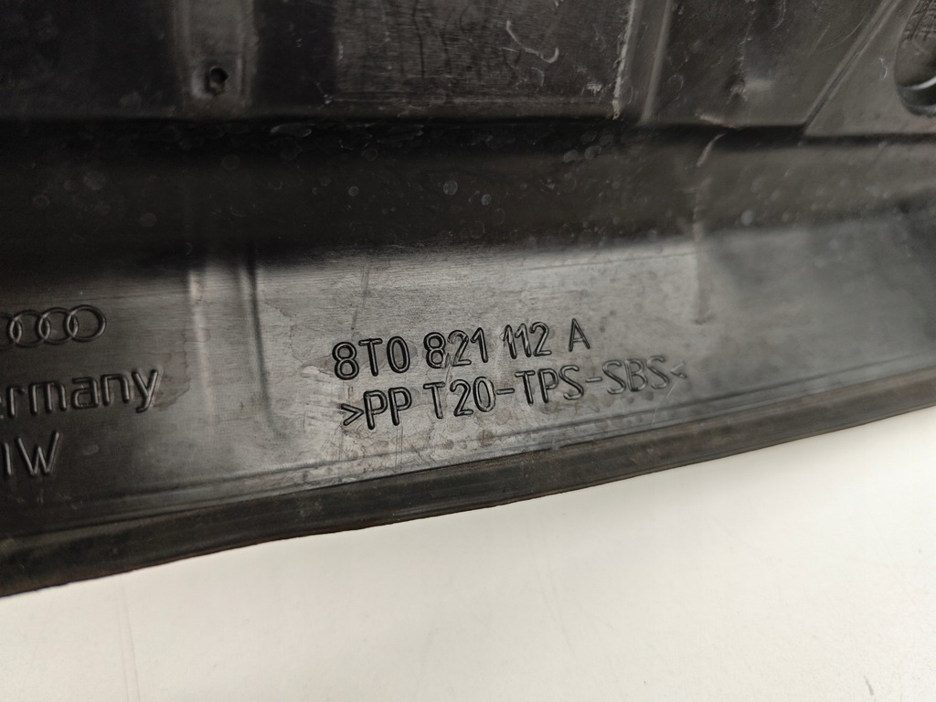 фото №9, Audi a5 8t захист шумоізоляція крила правий перед 8t0821112a