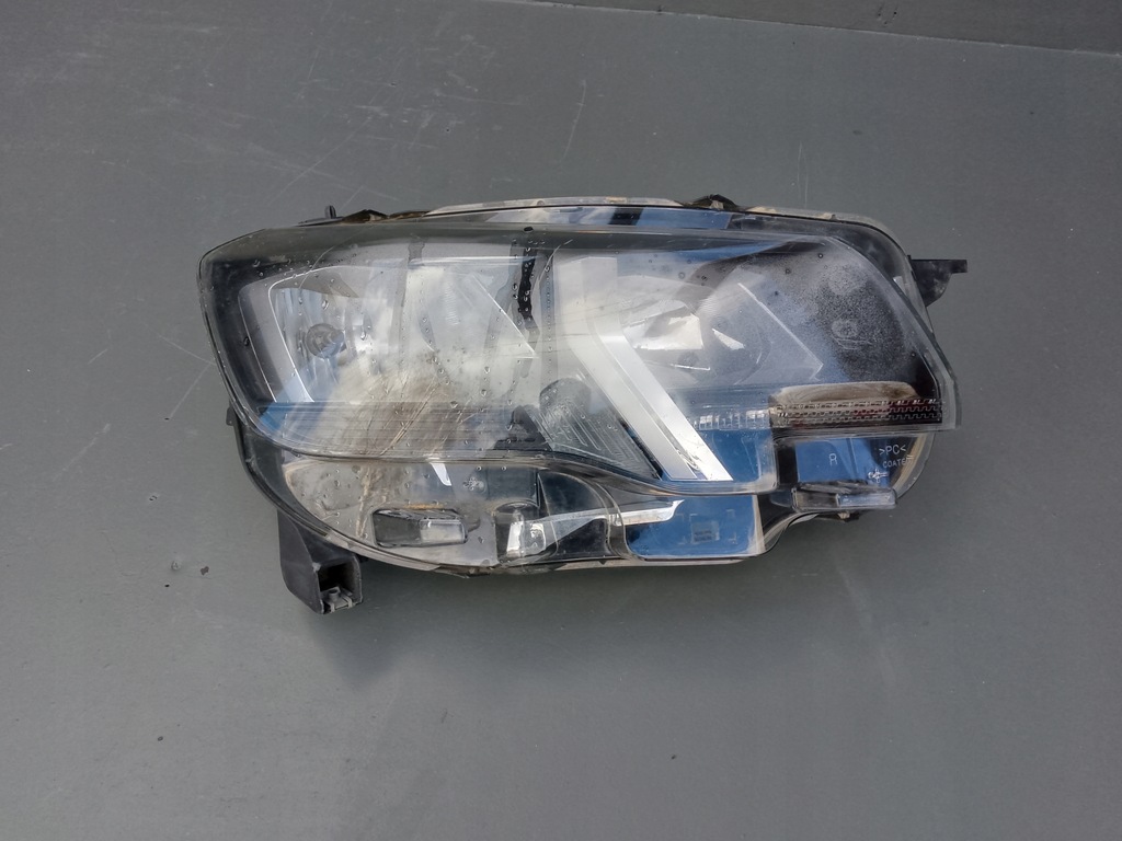 фото №13, Peugeot partner rifter 2019- лампа передняя правая правый перед 9816826880 ÷