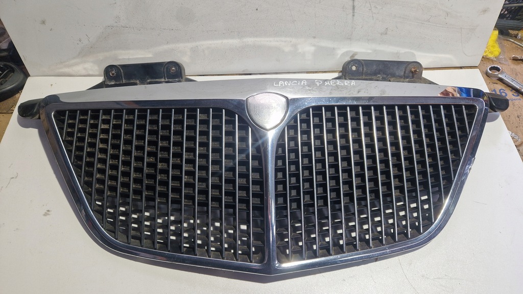 фото №1, Lancia phedra 02-08 решётка радиатора решётка радиатора 1489545077