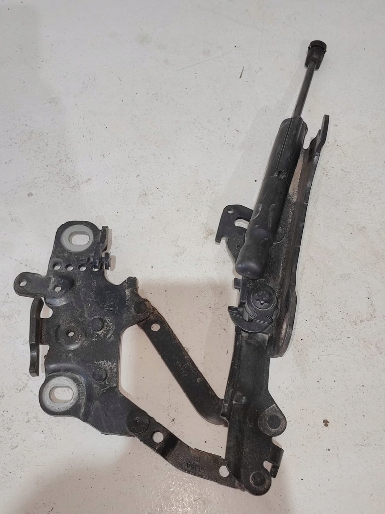 фото №1, Петля капот bmw f20 f21 139896