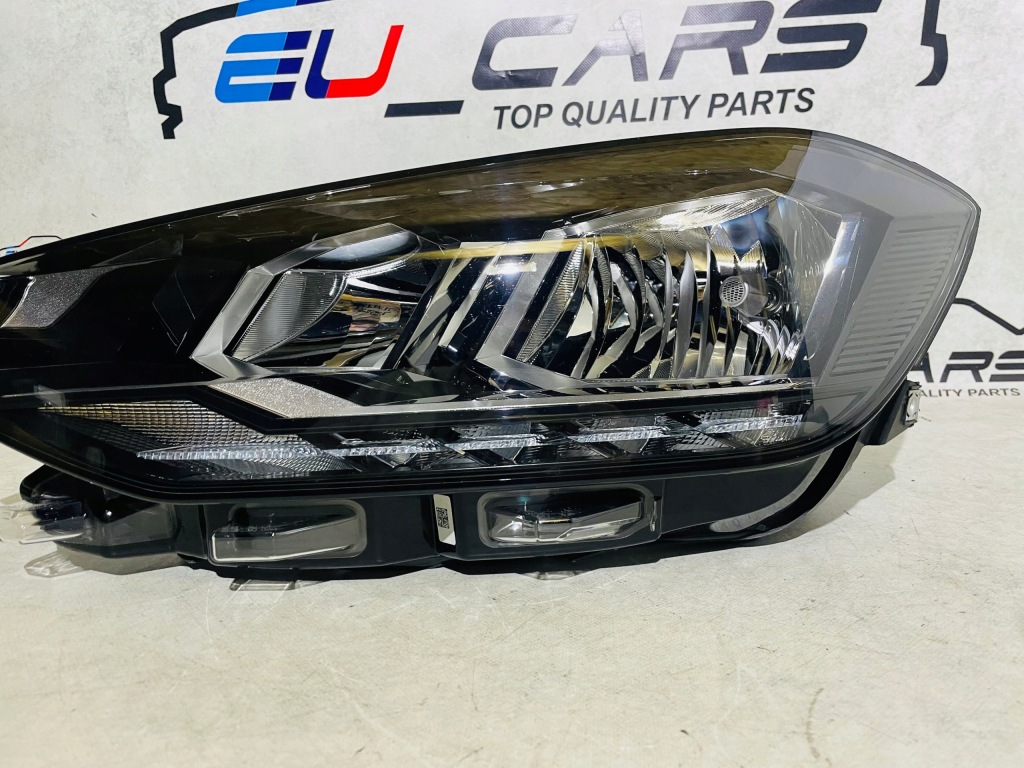 фото №4, Volkswagen оригинальный номер 517941005d фара