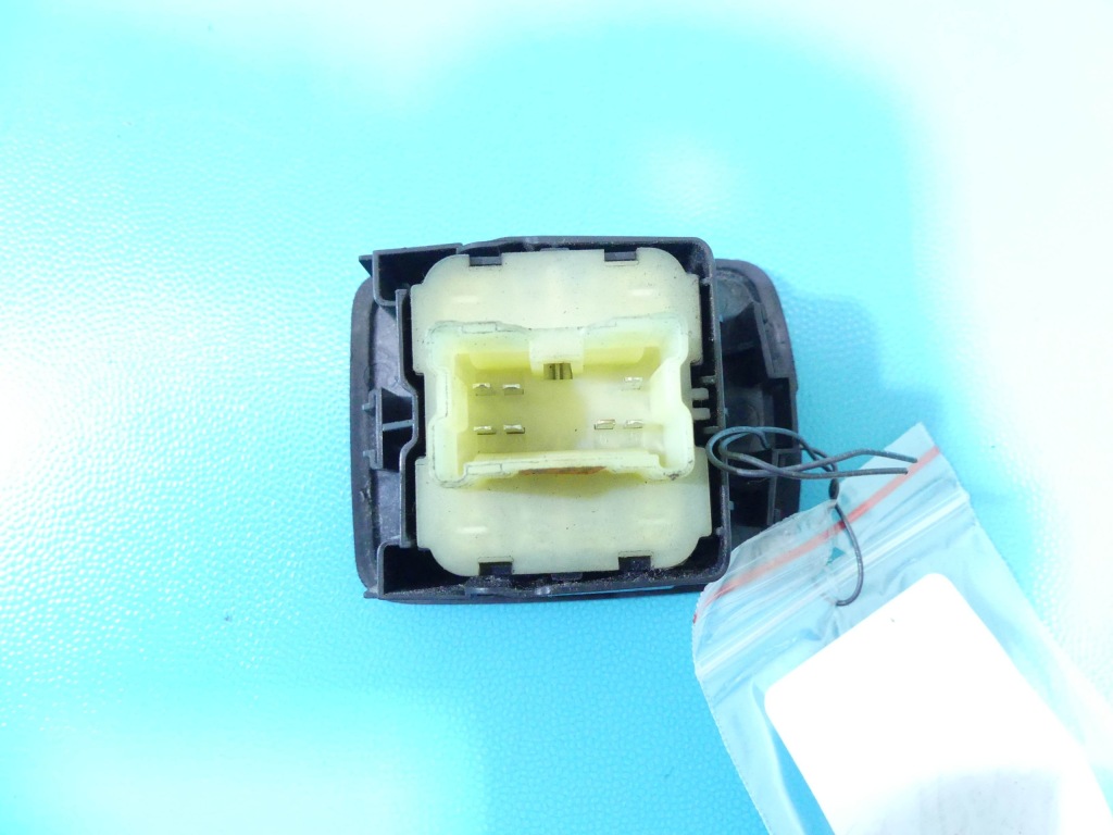 фото №4, Переключатель окон dacia dokker eu