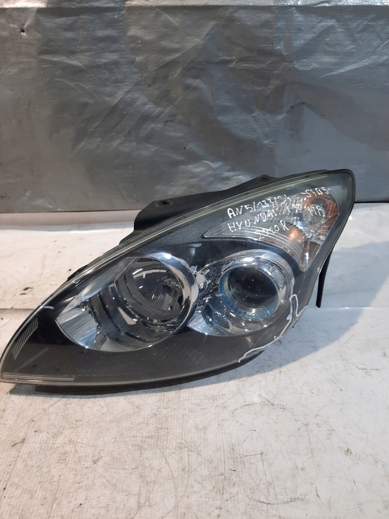 фото №16, Hyundai i30 1.4b 80kw hb i 07- лампа передня перед ліва
