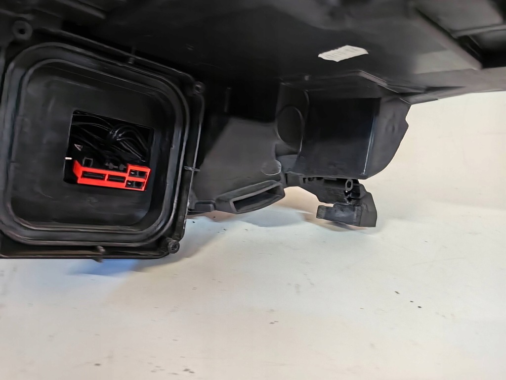 фото №11, Renault megane iv - лампа full led правая cała polecam