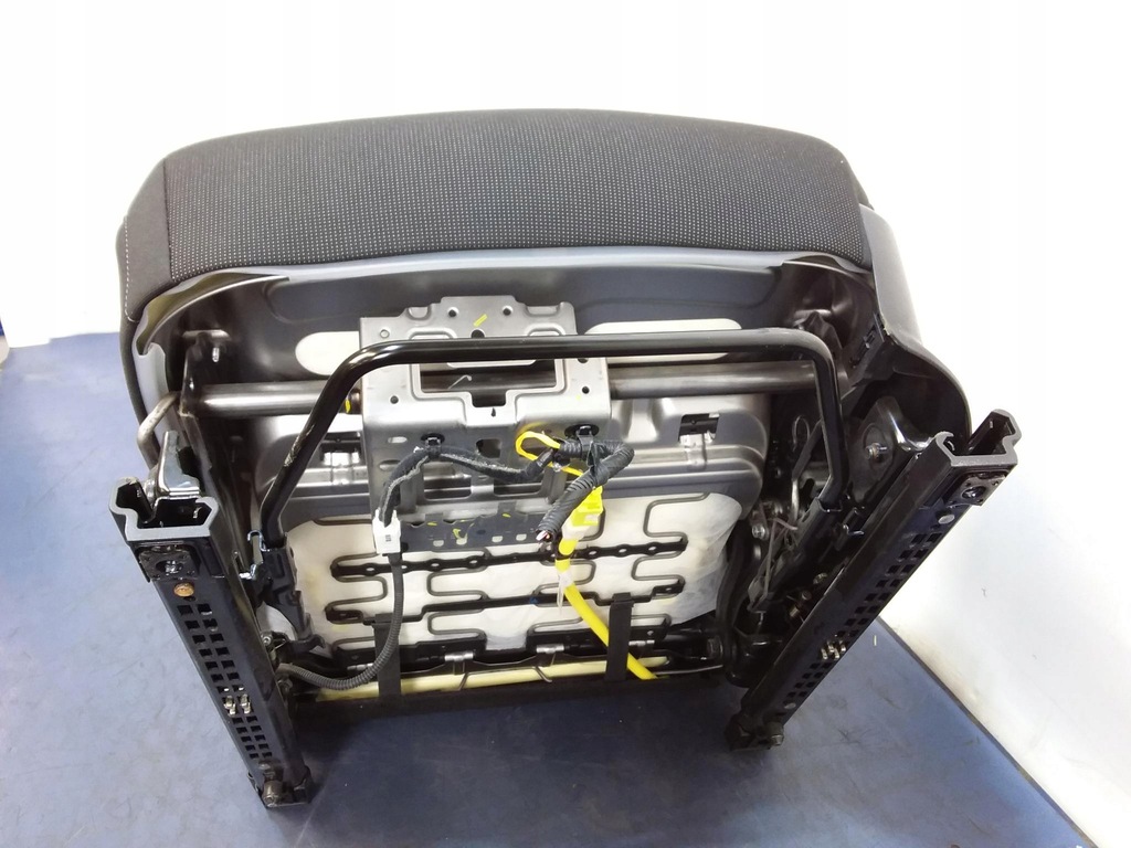 фото №8, Kia rio iv сиденье водителя велюр