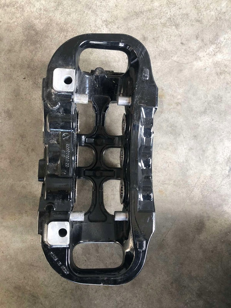 фото №8, Ferrari 488 правый передний суппорт правый передняя часть brake суппорт оригинальный номер 20b8080400