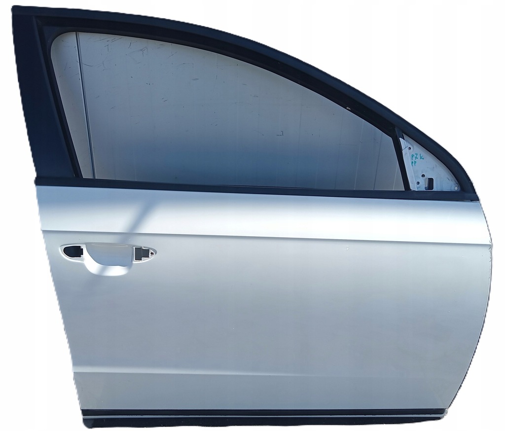 фото №1, Двері правий перед білий vw passat b7 lb9a