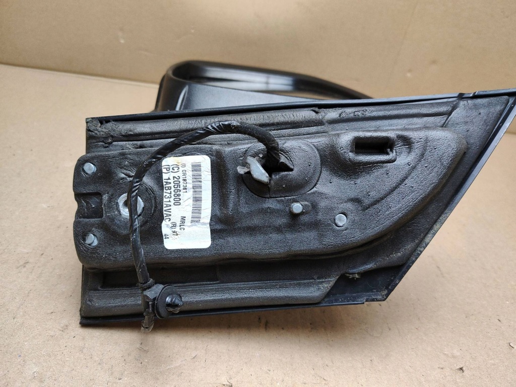 фото №7, Зеркало наружное левая сторона chrysler town and country 5 facelift 2012