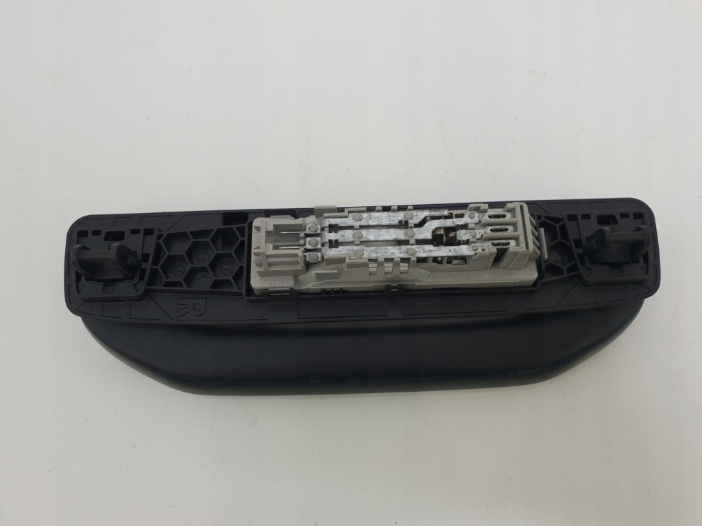 фото №2, Mercedes w205 ручка потолочный правый задняя a0998150100