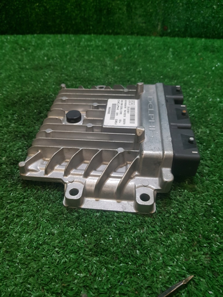 Бортовой компьютер двигателя блок управления citroen c5 3 9666266580 Недорого