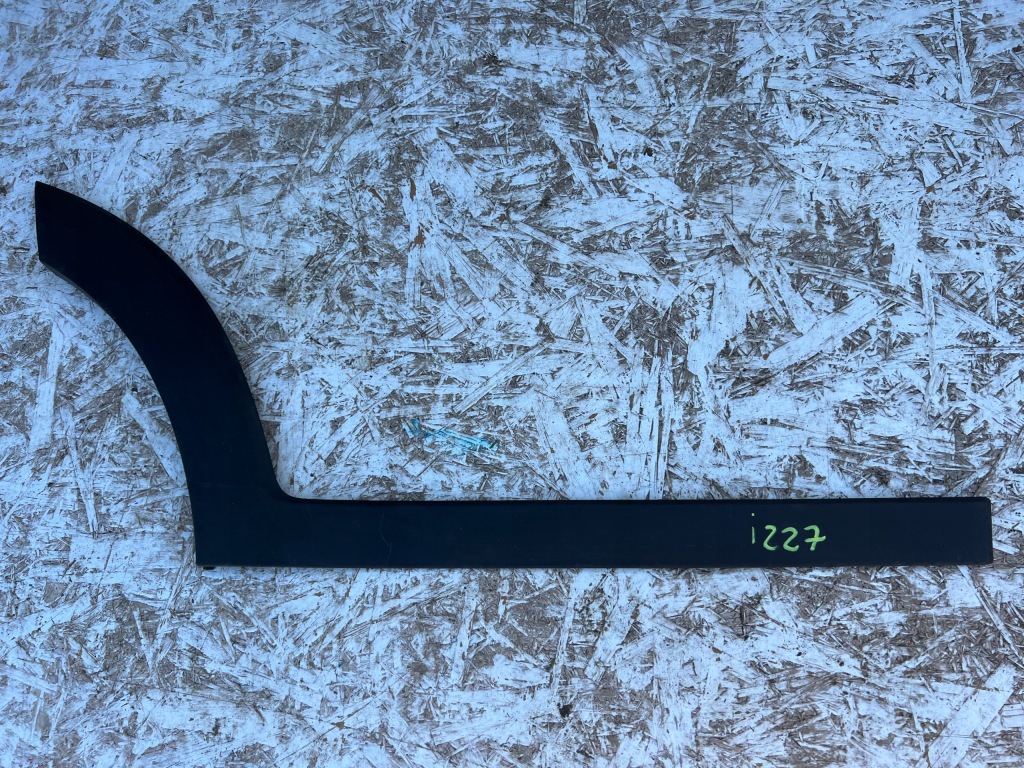 фото №1, Молдинг крыла дверь правая задняя hyundai tucson