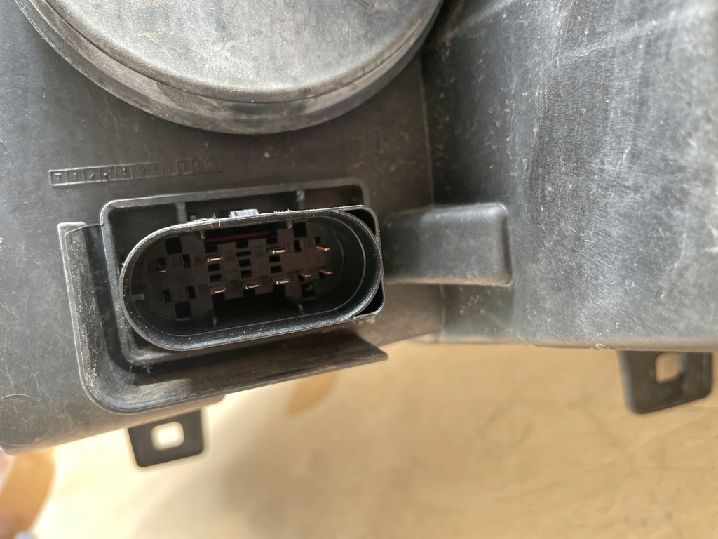 фото №12, Лампа перед правая mercedes sprinter 910 907 idelana a9109060100