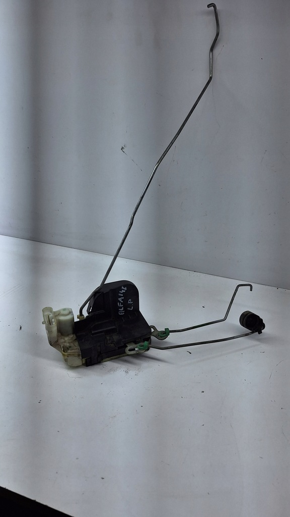 фото №1, Замок двері лівий перед alfa romeo 147 i