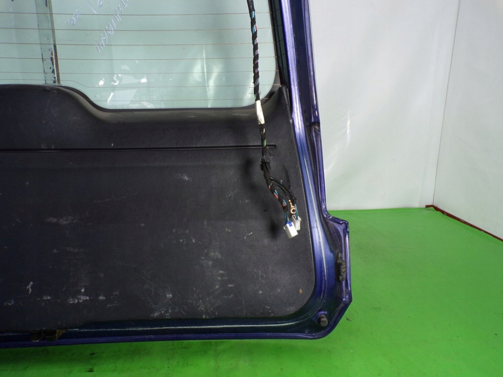 фото №12, Mitsubishi space star задняя крышка багажника багажника