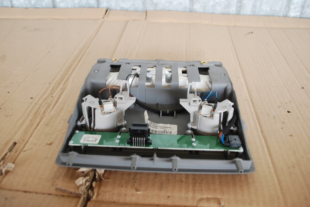 фото №7, Лампа потолочный vw phaeton 3d0947136 серая